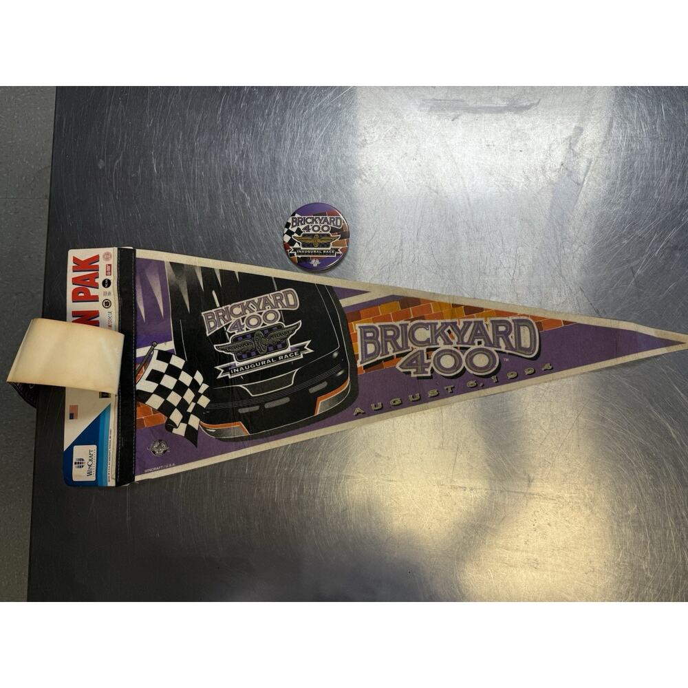 BRICKYARD 400 1994 PENNANT PACK FELT PENNANT WITH HOLDER